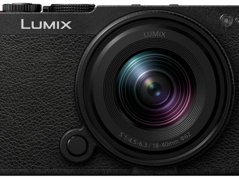 PANASONIC Lumix S9 + 18-40mm f/4.5-6.3 Negro