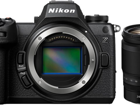 NIKON Z6 III + 24-200mm f/4-6.3 VR