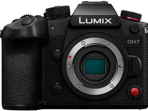 PANASONIC Lumix DC-GH7 Cuerpo solo
