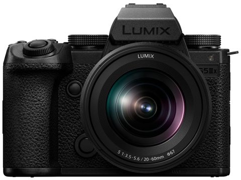 PANASONIC Lumix DC-S5 Mark II X + Lumix S 20-60mm f/3.5-5.6