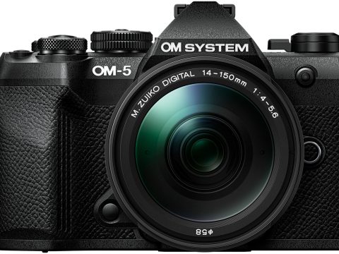 OM SYSTEM OM-5 II + 14-150mm Negro
