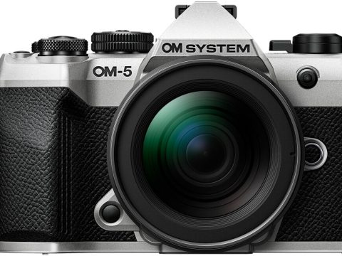 OM SYSTEM OM-5 II + 12-45mm Silver