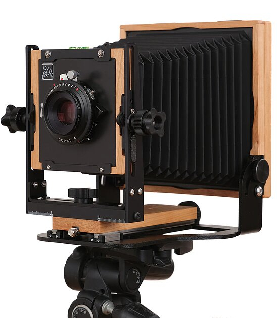 INTREPID Cámara de Gran Formato 4×5 Edition Hardwood Nogal