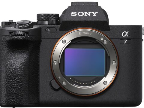 SONY Alpha 7 IV Solo cuerpo
