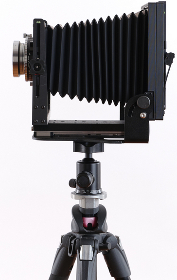 INTREPID Cámara de Gran Formato 4X5 Edition Noir - Imagen 3