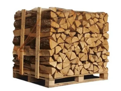 Box de 1,25 estéreos de 50cm de leña – palé de leña cortada y partida de 1,05m3