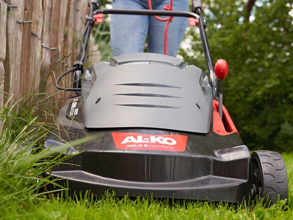 AL-KO 40.4 E Comfort – Cortacésped eléctrico – 1400 W – Anchura de corte 40 cm - Imagen 4