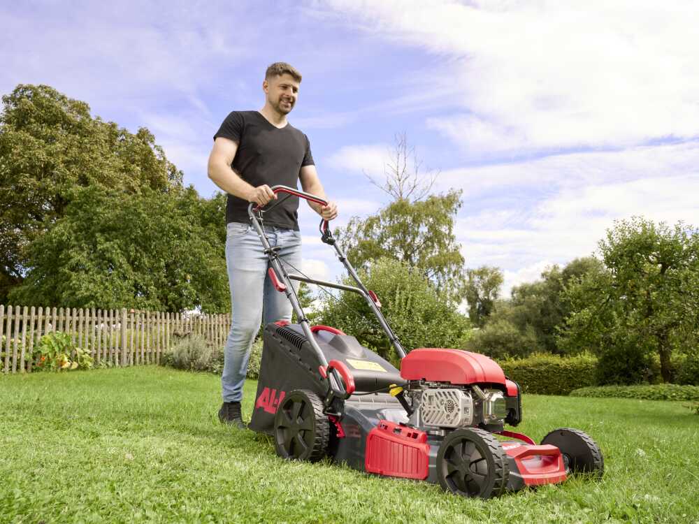 Al-Ko Easy 4.66 SP-D – Cortacésped de gasolina autopropulsado – 4 en 1 – Motor AL-KO Tech 6500 de 149 cm³ - Imagen 2