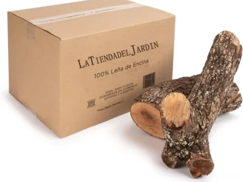 30 kg de roble. Ideales para chimeneas, calderas, estufas y fuegos duraderos en general. Leña