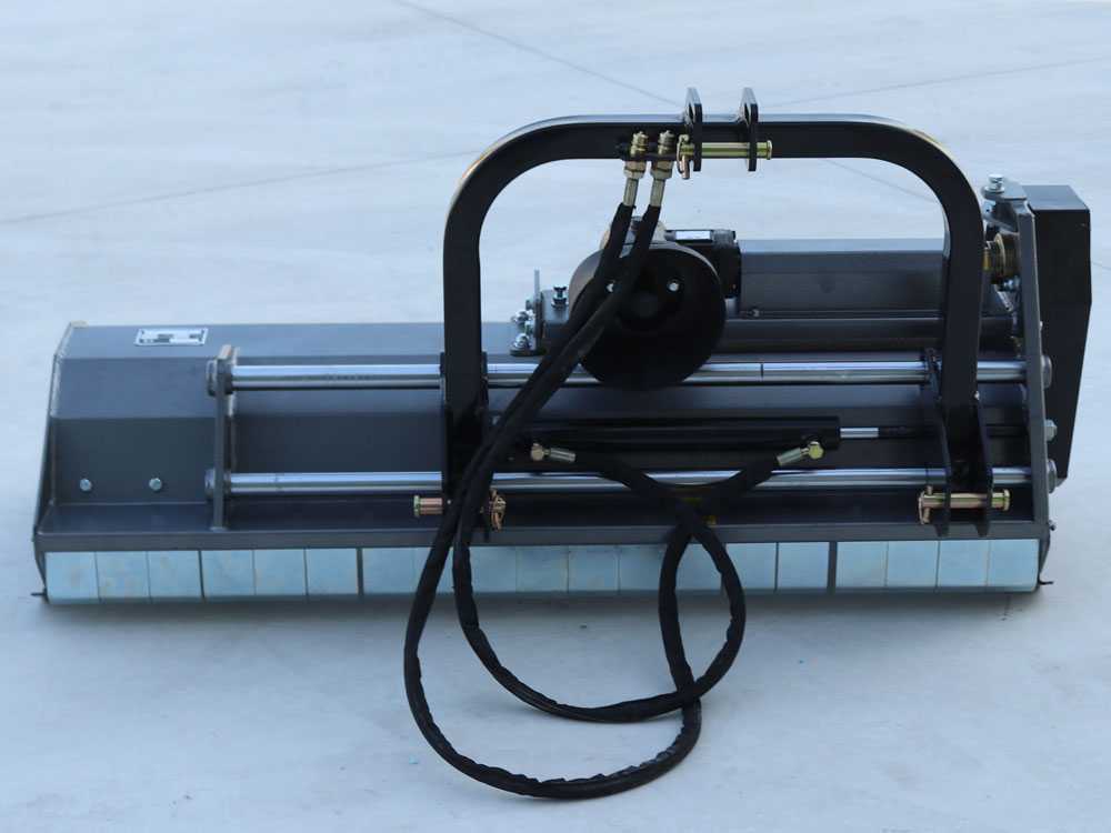 BlackStone BL 140 Hydro – Trituradora para tractor – Serie ligera – Desplazamiento hidráulico - Imagen 3
