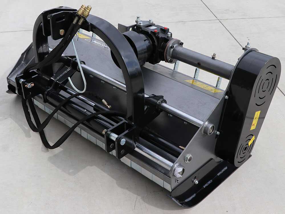 Blackstone BP 135 Hydro – Trituradora para tractor – Serie medio-pesada – Desplazamiento hidráulico - Imagen 5