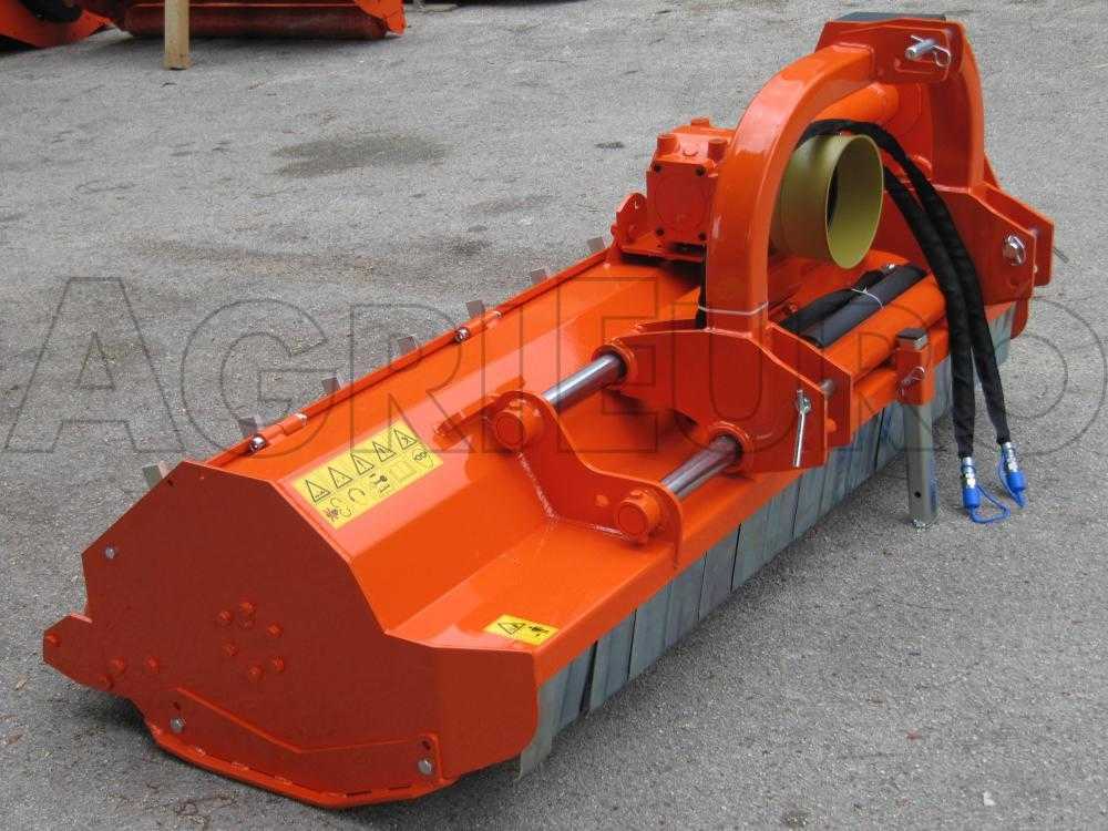 Trituradora de ramas para tractor PS 140 – Serie pesada – Desplazamiento hidráulico - Imagen 5
