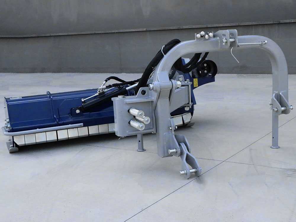 BullMach Efesto 200 – Trituradora de brazo lateral para cunetas – Serie pesada - Imagen 4