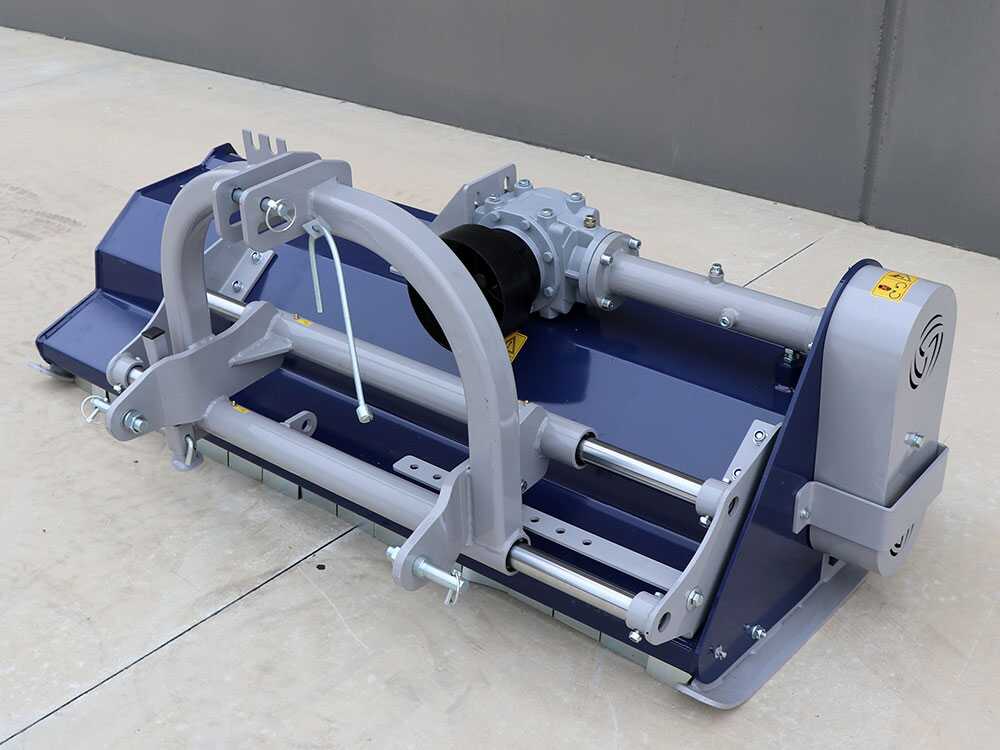 BullMach REA 165 S – Trituradora para tractor – Serie media – Con desplazamiento manual - Imagen 4