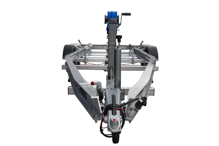 REMOLQUE DE ALUMINIO DE TRES EJES PARA EL TRANSPORTE DE BARCOS UNITRAILER SAIL 3500/3 ALU MMA 3500 KG - Imagen 5