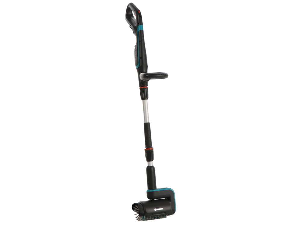 Gardena AquaBrush Patio 03/18V P4A – Limpiador de suelos a batería – con starter kit 18V – 2.5Ah - Imagen 4