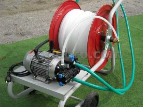 Grupo motobomba de pulverización eléctrico Comet MC 18 con motor monofásico y carro