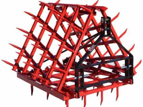 Grada de púas fijas serie media EPM60 – Suspendida/Arrastrada – 60 púas plegable – 300 cm
