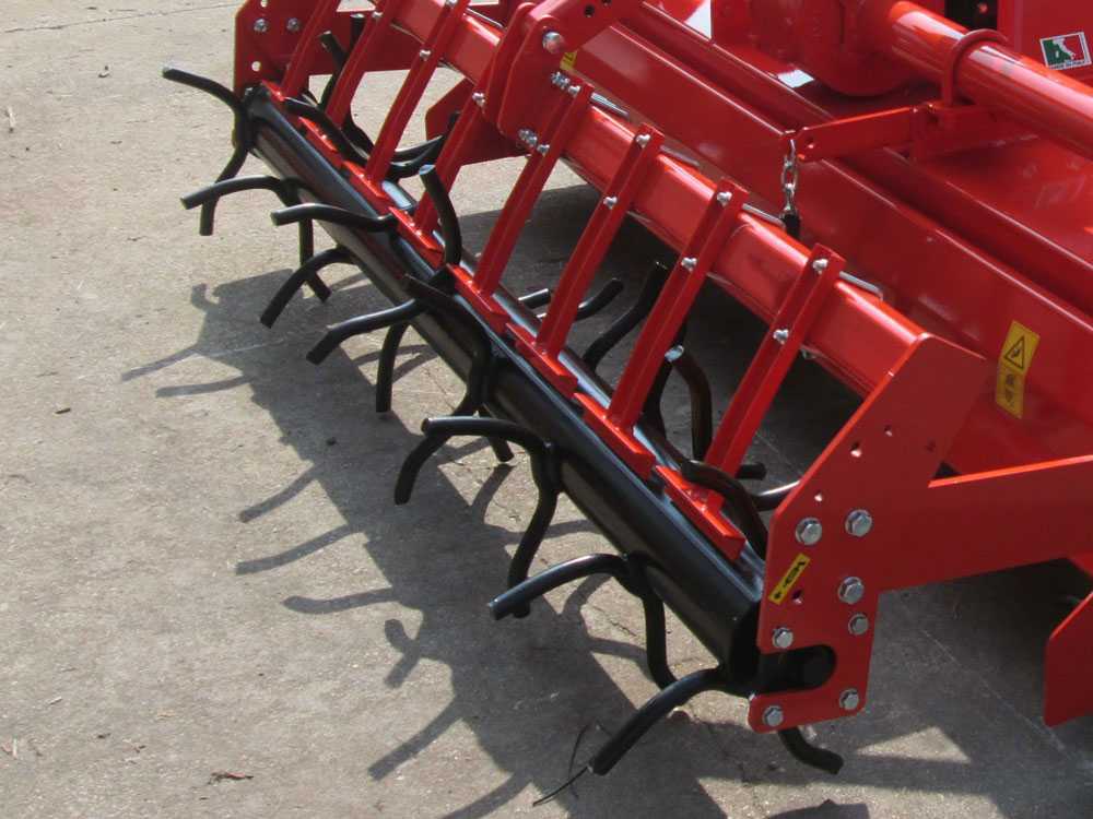 Grada rotativa RM225 – anchura de trabajo 225 cm – 20 cuchillas Serie pesada – Rodillo de púas - Imagen 5