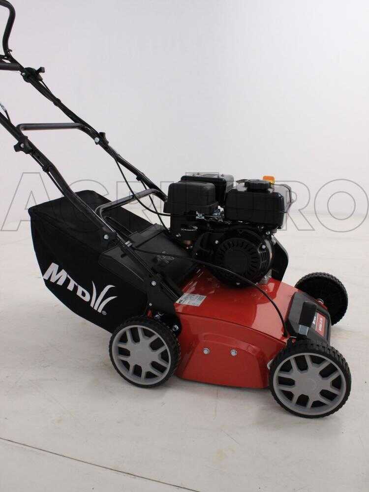 MTD Optima 35 VO – Aireador de cuchillas fijas – Motor MTD 4 CV - Imagen 4