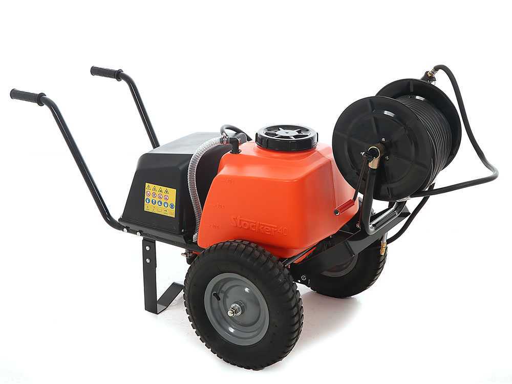 Bomba de pulverización a batería Stocker 12V de 40 l – Pulverizador eléctrico sobre carro - Imagen 3