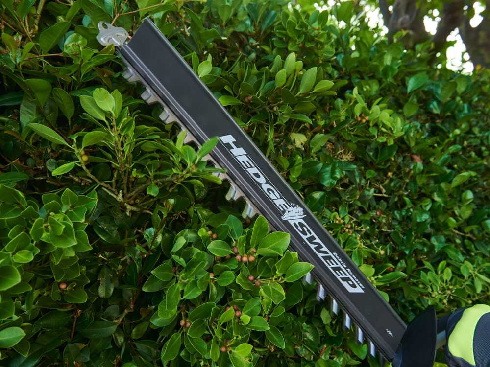 RYOBI RY36HT60A-140 – cortasetos a batería – 36 V 4 Ah – con cuchillas de 60 cm - Imagen 5