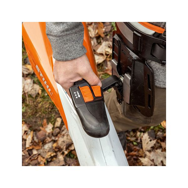 Soplador a batería BGA200 + accesorio de transporte en la cadera STIHL - Imagen 7