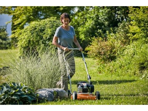 Cortacésped de gasolina RM 2.2 R STIHL