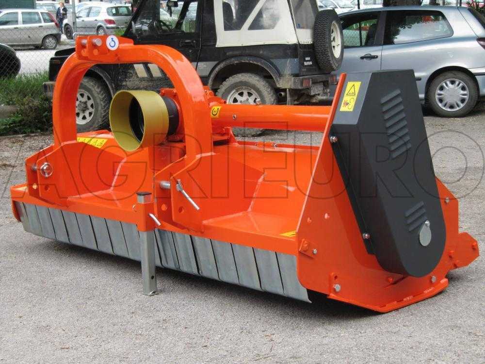 Top Line PF 150 – Trituradora para tractor – Serie pesada – Enganche fijo - Imagen 4