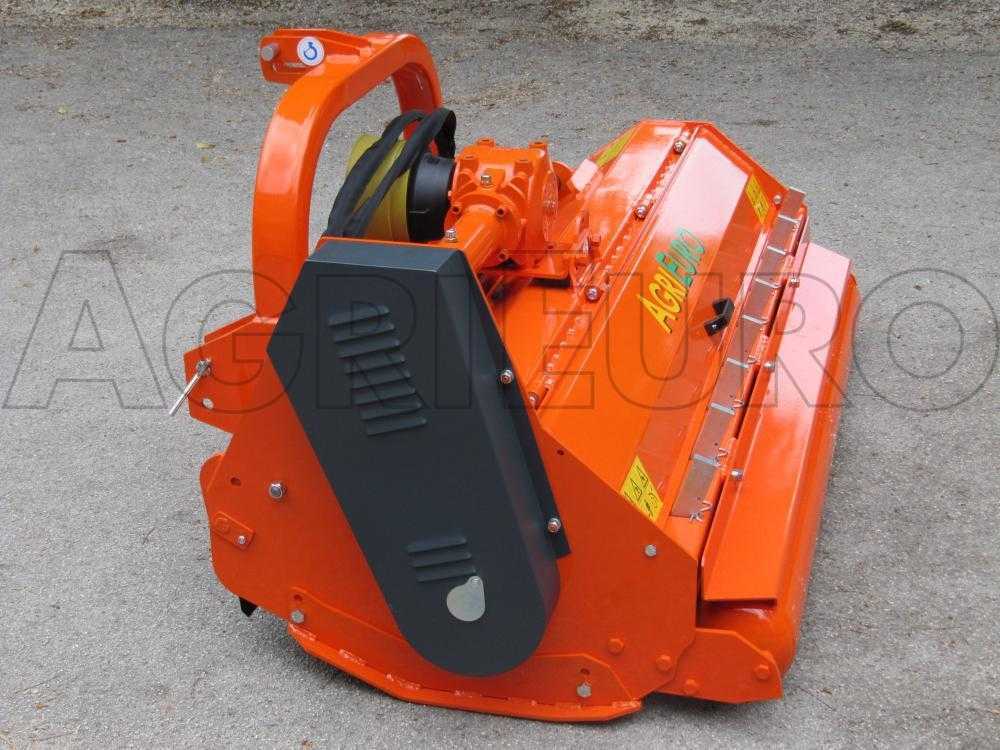 Top Line PS 200 – Trituradora para tractor – Serie pesada – Desplazamiento hidráulico - Imagen 3
