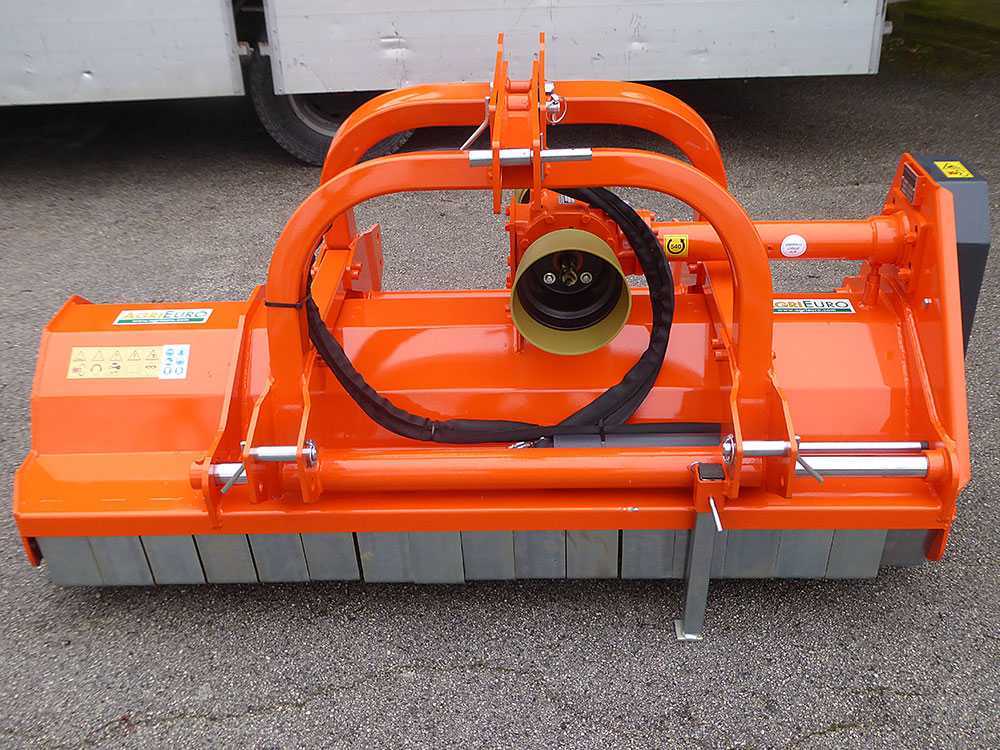Top Line R-PS 200 – Trituradora para tractor – Serie pesada – Reversible – Desplazamiento hidráulico - Imagen 3