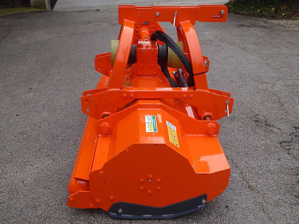 Top Line R-PS 210 – Trituradora para tractor – Serie pesada – Reversible – Desplazamiento hidráulico - Imagen 3
